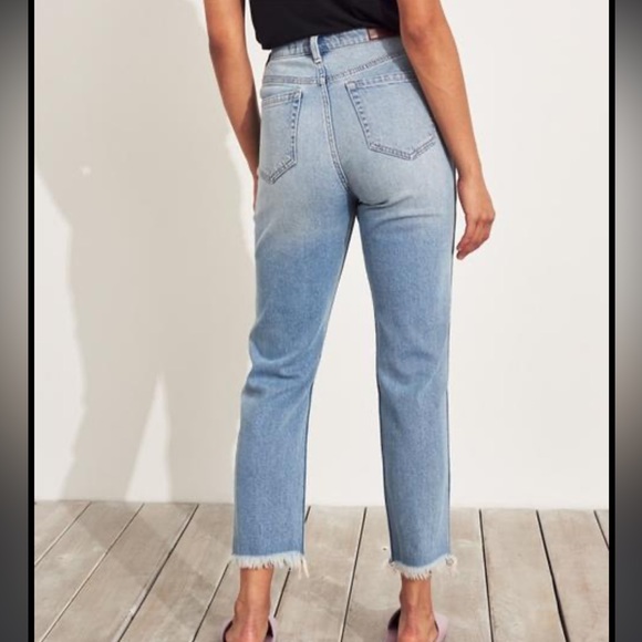 Hollister Denim - Hollister vintage stretch ultra high rise distressed mom jeans